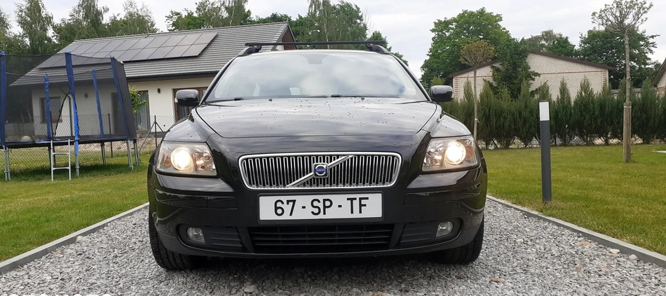 Volvo V50 cena 15900 przebieg: 179000, rok produkcji 2006 z Bełżyce małe 562